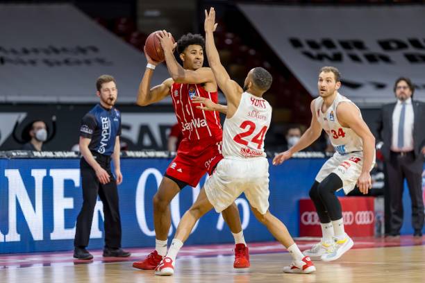 阿斯：若加盟皇马，阿诺德可选择的号码只有、和.